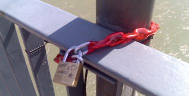 luchetto sul ponte di San Lorenzo a Trento